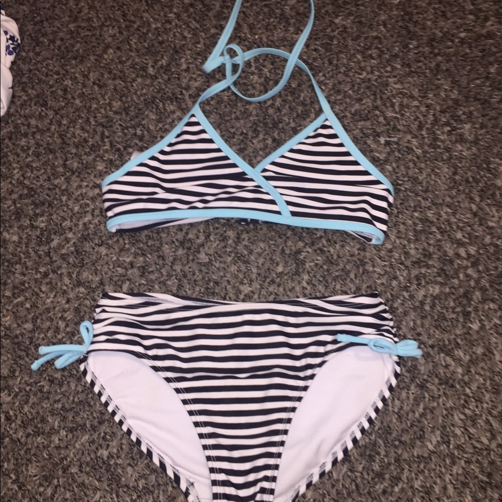 black and white striped two pice
